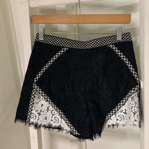 Alexis lace short